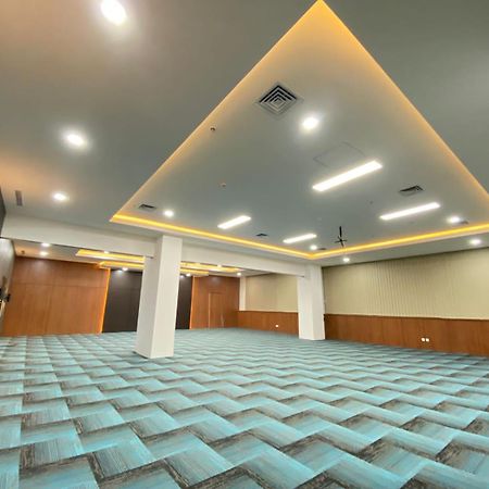 Daima Suites Margonda Depok Exterior photo